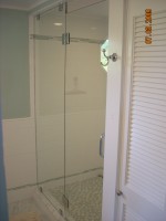 Frameless Door and Panel with Clamps Frameless Door and Panel with Clamps